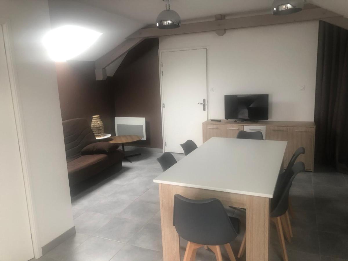 Appartement Meuble Classe 2 Etoiles Tout Confort Lagor Buitenkant foto